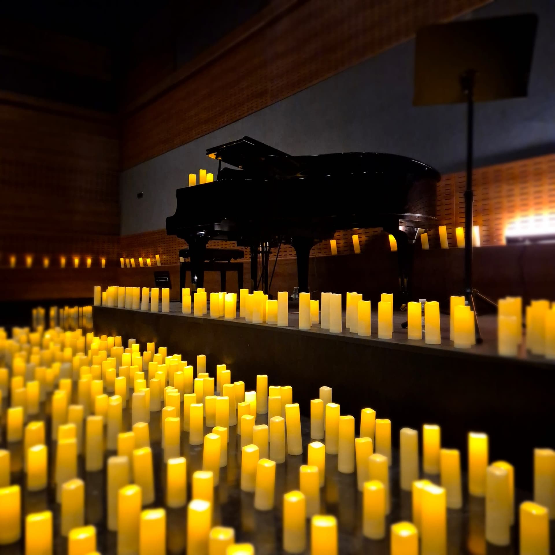 Concierto Glory Nights 6